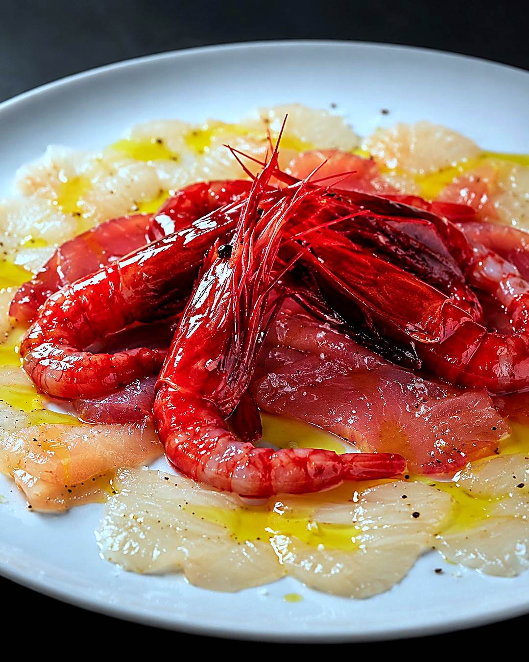 Crudité di pesce con gamberi rossi, il crudo di mare di Fiore